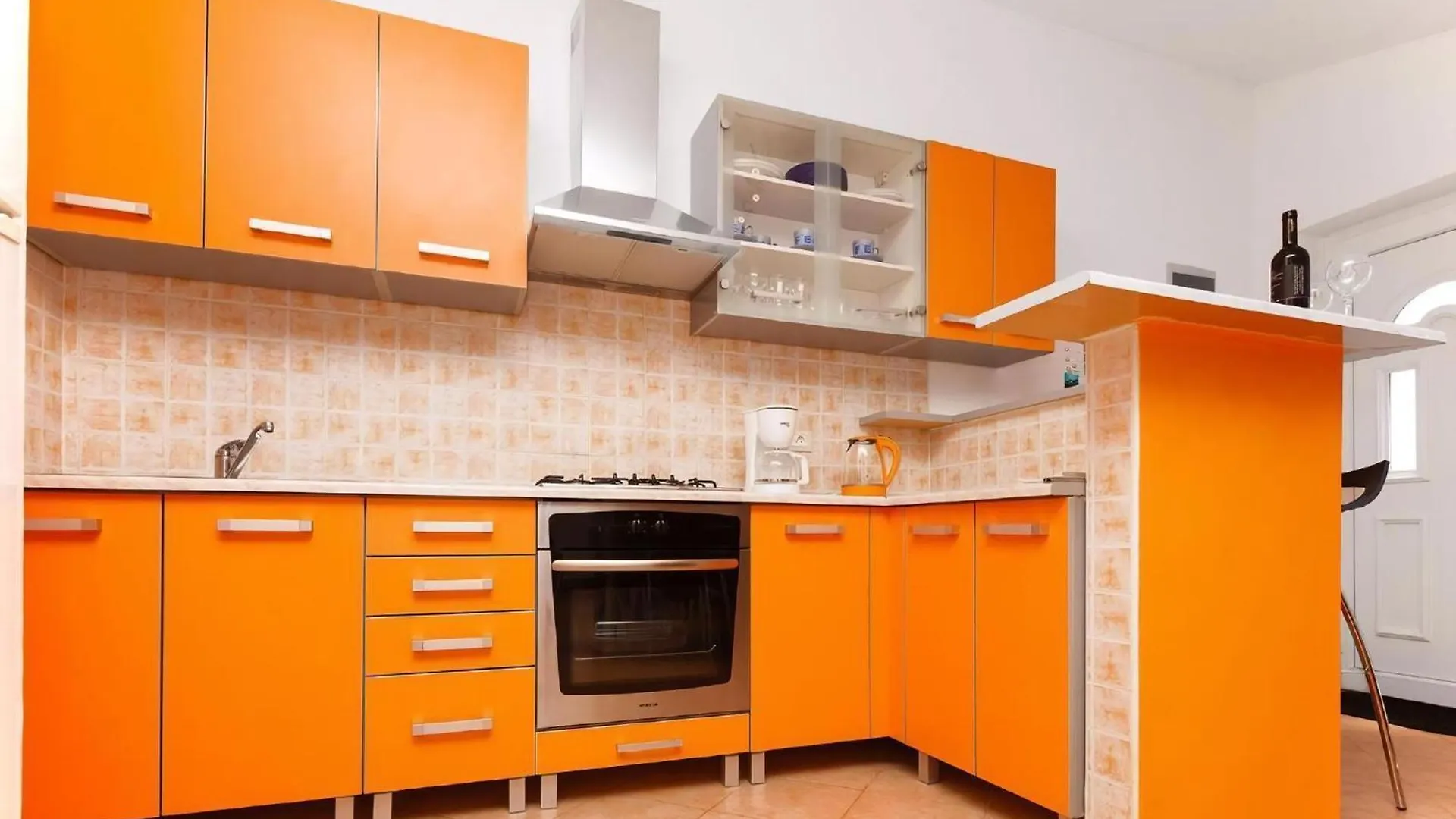 Ferienwohnung Mit Jacuzzi In Villa Mit Parkplatz Liznjan