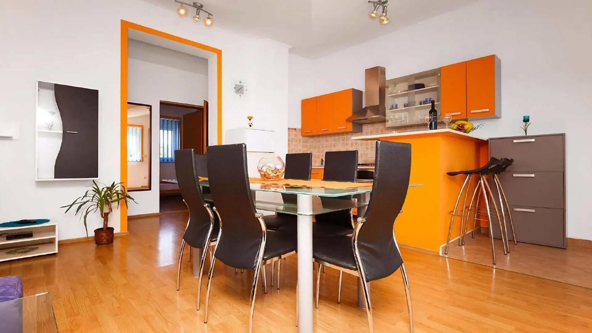 Apartment Ferienwohnung Mit Jacuzzi In Villa Mit Parkplatz Liznjan